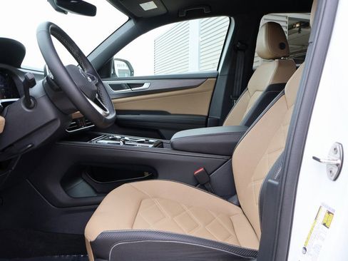 Used 2025 Volkswagen Atlas Cross Sport SE image 23