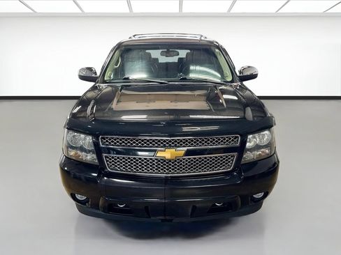 Used 2012 Chevrolet Tahoe LTZ AWD/4WD image 2