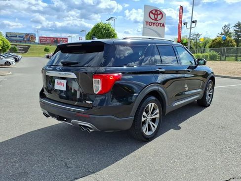 Used 2020 Ford Explorer Platinum w/ Premium Technology Package AWD/4WD image 4