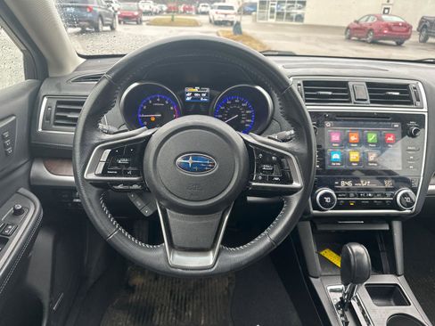 Used 2018 Subaru Outback 2.5i Limited image 15