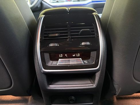 Used 2021 BMW X6 M50i w/ Executive Package AWD/4WD image 18