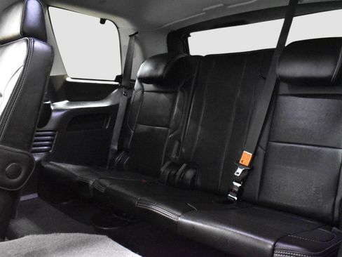 Used 2020 GMC Yukon Denali image 9