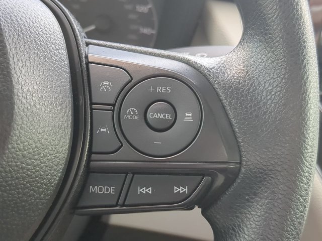 Used 2024 Toyota Corolla LE w/ LE Convenience Package FWD image 25