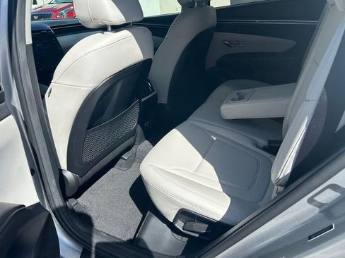 Used 2023 Hyundai Tucson SEL w/ Convenience Package image 9