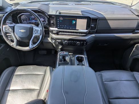 Used 2023 Chevrolet Silverado 1500 LTZ AWD/4WD image 16