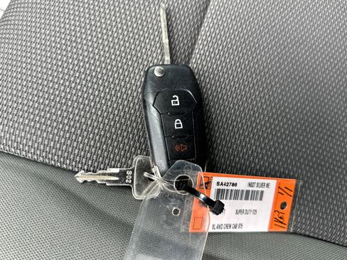 Used 2019 Ford F250 XL w/ STX Appearance Package image 34