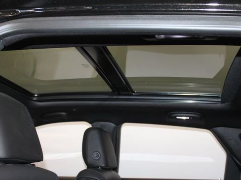 Certified 2024 Cadillac XT5 Premium Luxury w/ LPO, Floor Liner Package AWD/4WD image 10
