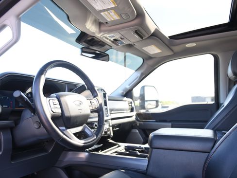 Used 2024 Ford F250 Lariat w/ Lariat Ultimate Package AWD/4WD image 22