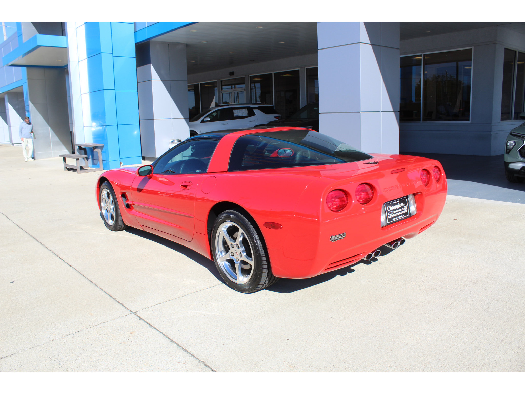 Used 2002 Chevrolet Corvette Coupe w/ Preferred Equipment Group2 RWD image 7