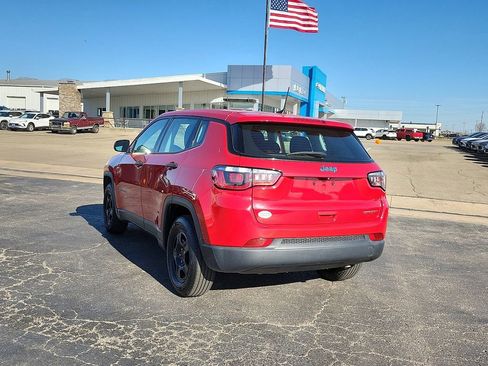 Used 2019 Jeep Compass Sport image 4