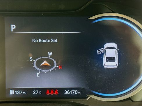 Used 2025 Genesis G70 2.5T RWD image 19