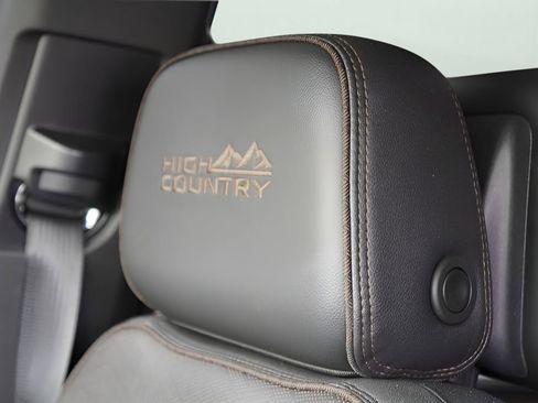 Used 2021 Chevrolet Tahoe High Country image 24