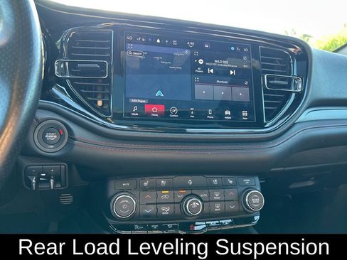 Used 2023 Dodge Durango GT image 24