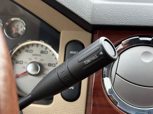 Used 2010 Ford F250 King Ranch image 21