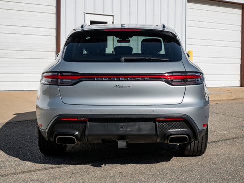 Used 2023 Porsche Macan image 6