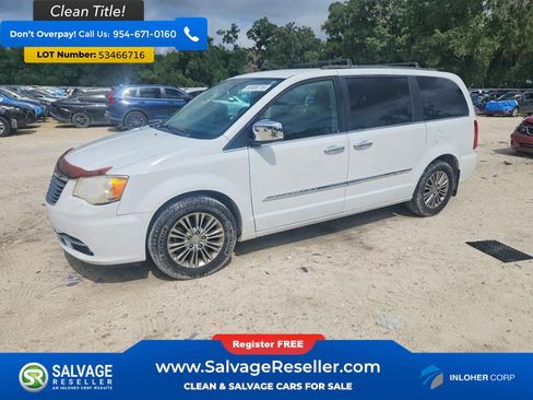 Used 2013 Chrysler Town & Country Touring-L w/ Driver Convenience Group FWD image 1