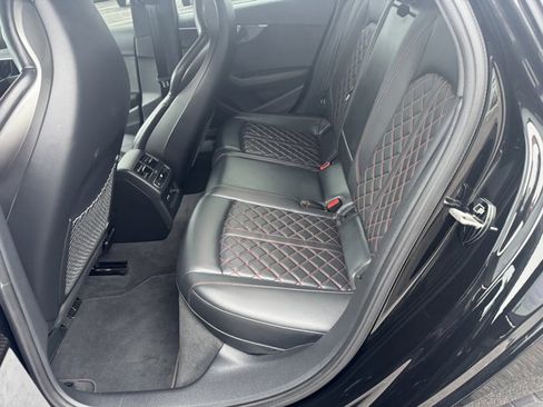 Used 2023 Audi S4 Prestige w/ Prestige Package image 8