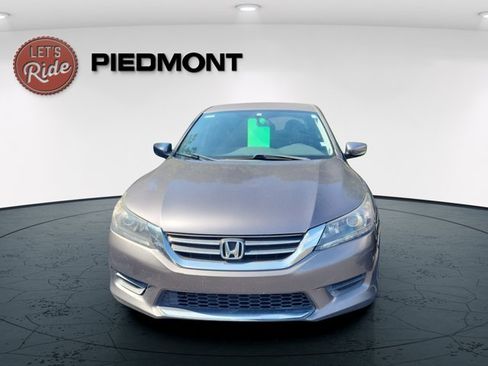 Used 2015 Honda Accord LX image 2