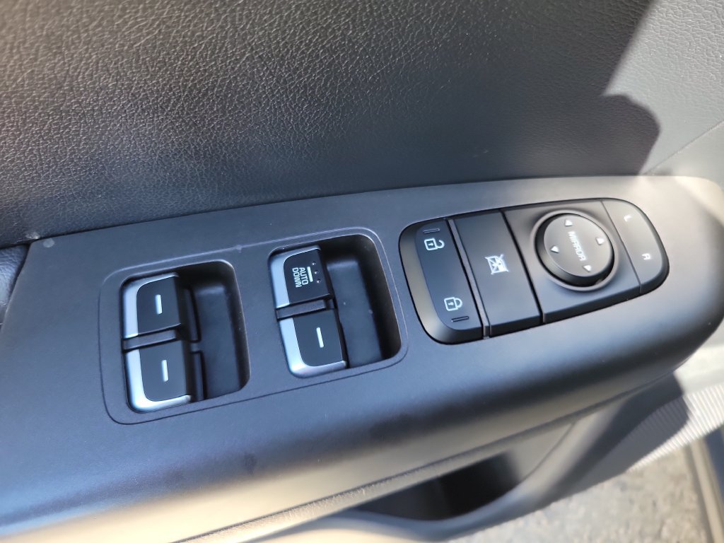 Certified 2022 Kia Sportage LX FWD image 17