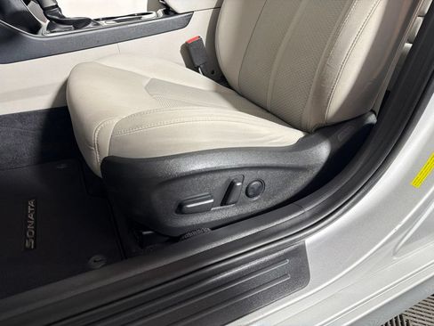 Used 2018 Hyundai Sonata SEL FWD image 11