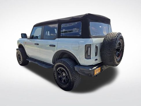 Used 2024 Ford Bronco Badlands w/ Sasquatch Package AWD/4WD image 8