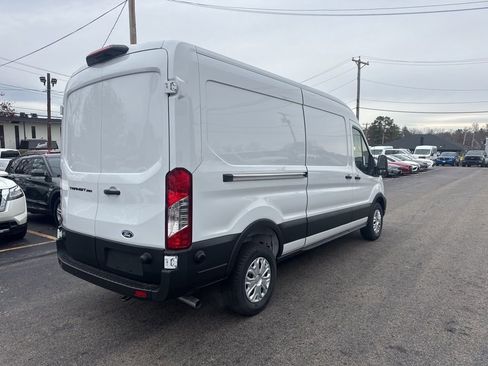 New 2026 Ford Transit 250 148 Medium Roof w/ Exterior Upgrade Package RWD image 36