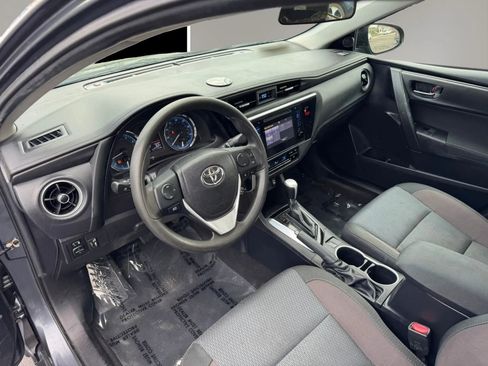 Used 2019 Toyota Corolla LE FWD image 11