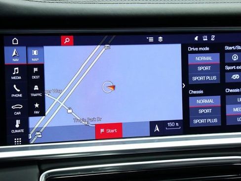 Used 2020 Porsche Panamera GTS image 23