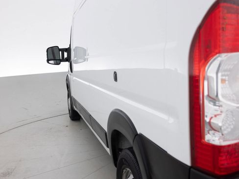 Used 2021 RAM ProMaster 2500 image 13