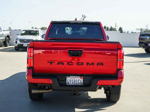 Certified 2024 Toyota Tacoma SR5 image 3