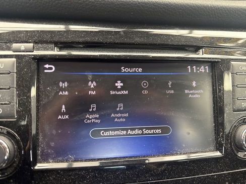 Used 2020 Nissan Rogue S image 18