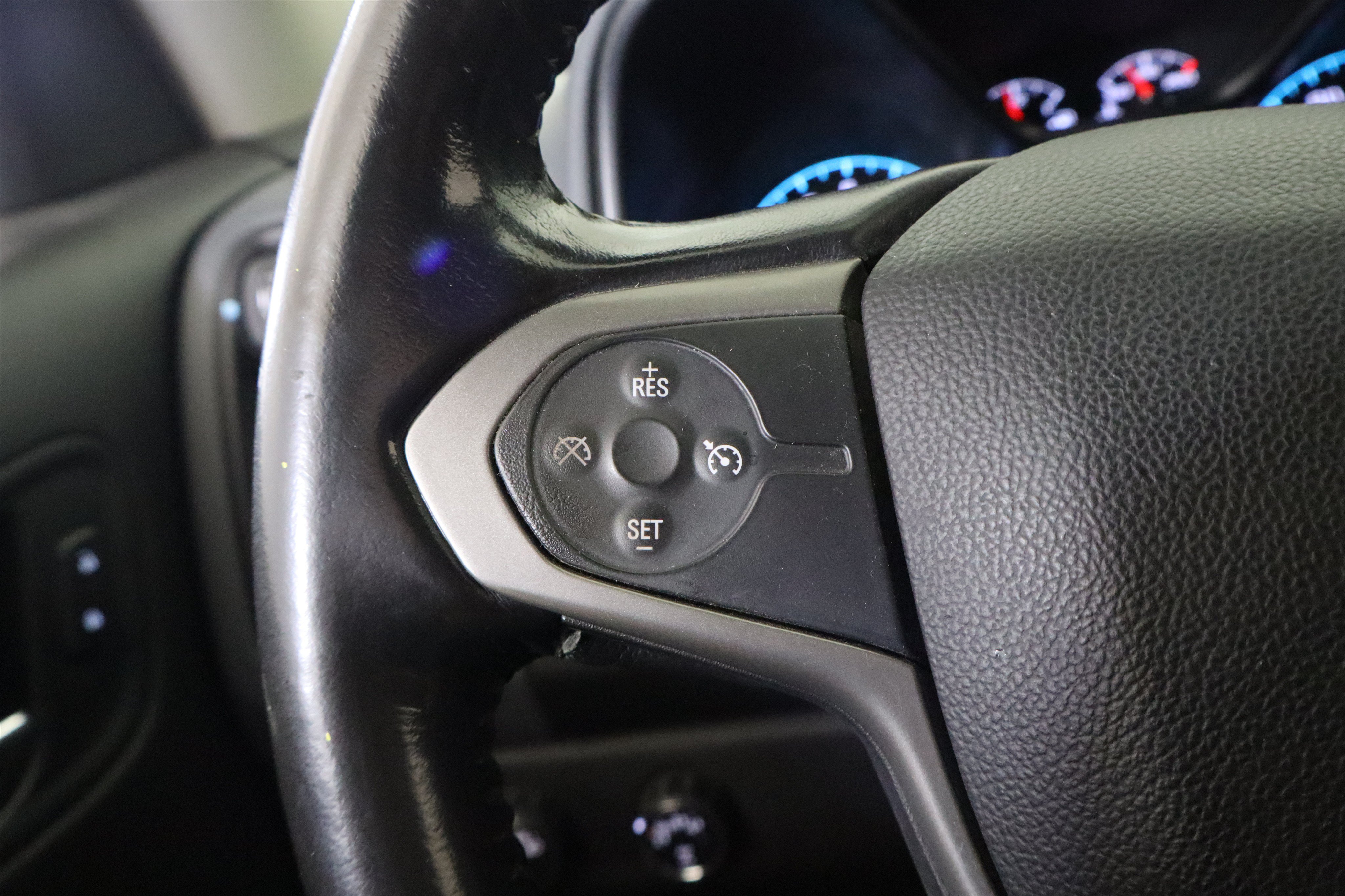 Used 2018 Chevrolet Colorado Z71 AWD/4WD image 29