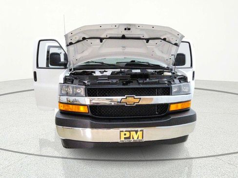 Used 2024 Chevrolet Express 2500 w/ Driver Convenience Package RWD image 12