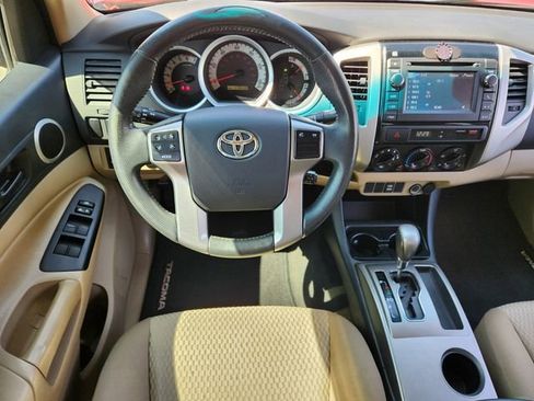 Used 2013 Toyota Tacoma PreRunner w/ SR5 Pkg image 12