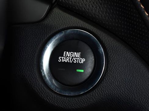 Used 2022 Chevrolet Equinox Premier AWD/4WD image 23