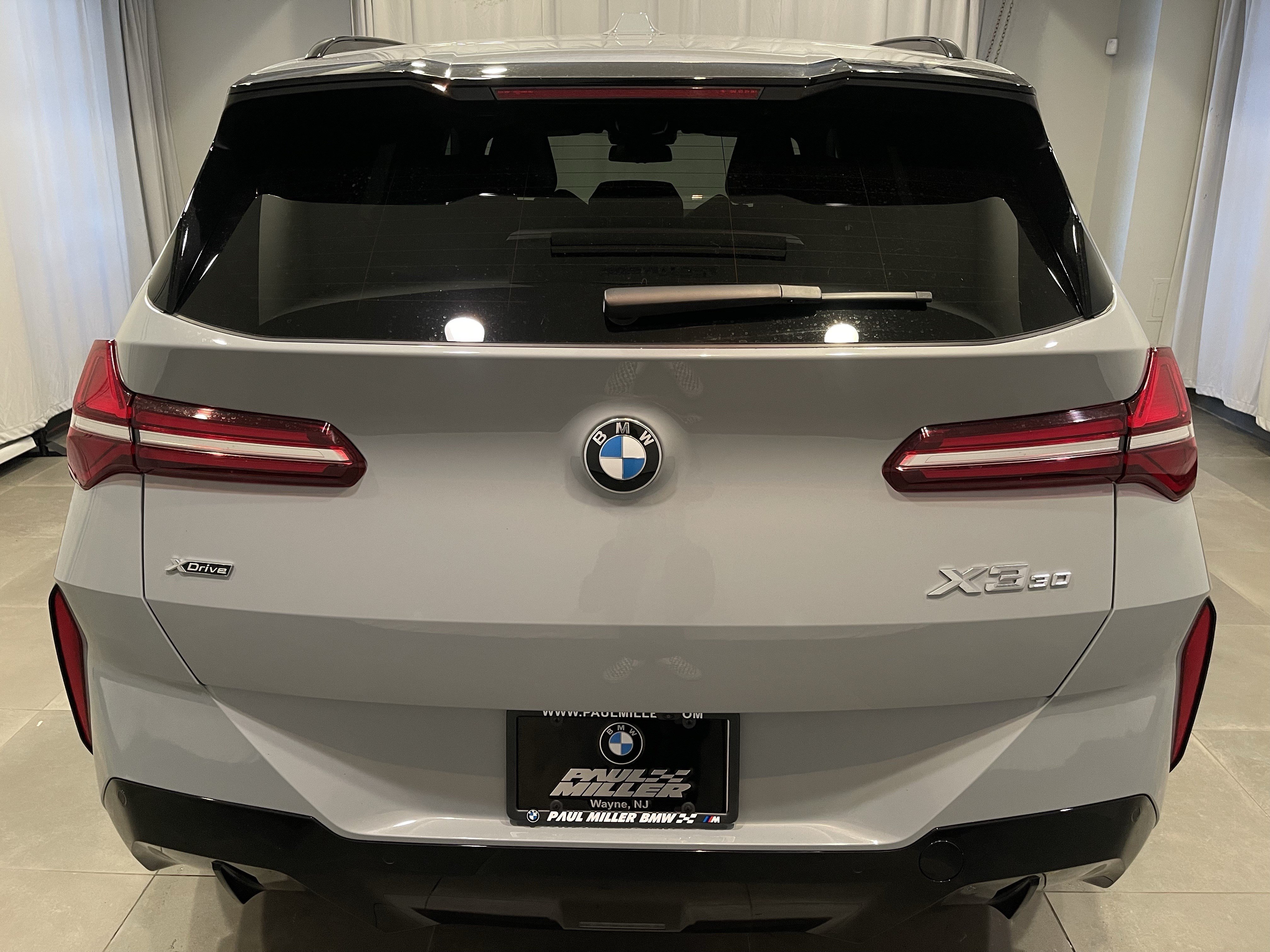 Used 2026 BMW X3 xDrive30i w/ Premium Package AWD/4WD image 5