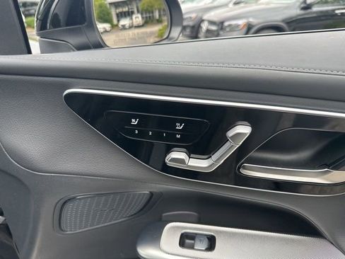 Certified 2026 Mercedes-Benz GLC 300 image 40