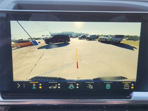 Used 2024 Chevrolet Silverado 2500 LTZ w/ LTZ Premium Package image 19