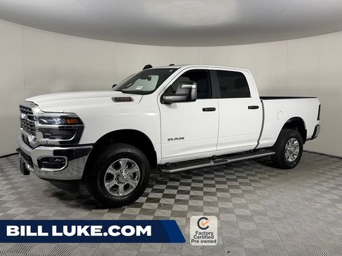 Certified 2025 RAM 2500 Big Horn AWD/4WD image 1
