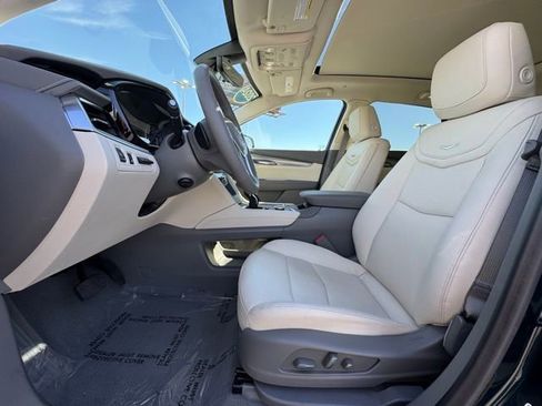Used 2024 Cadillac XT5 Premium Luxury w/ Technology Package image 25