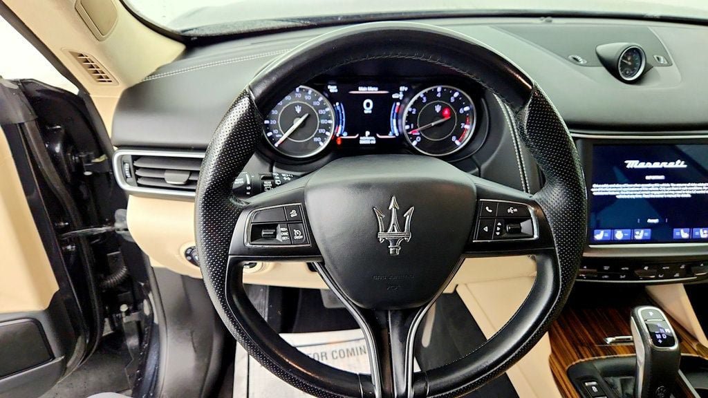 Used 2022 Maserati Levante GT AWD/4WD image 14