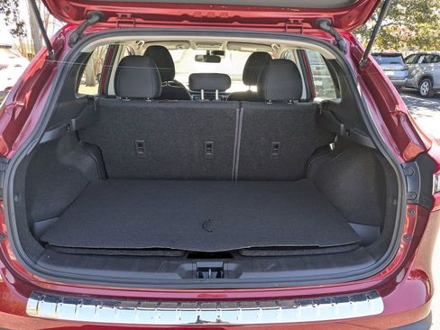 Used 2022 Nissan Rogue Sport SV image 12