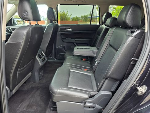 Used 2018 Volkswagen Atlas SEL FWD image 20