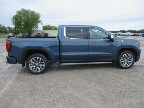 New 2026 GMC Sierra 1500 Denali AWD/4WD image 3