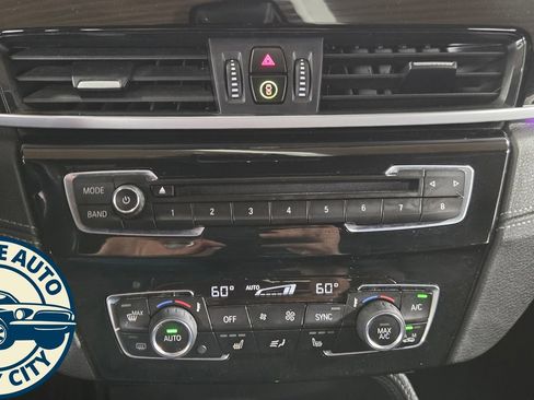 Used 2019 BMW X2 xDrive28i w/ Convenience Package AWD/4WD image 16
