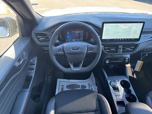 New 2025 Ford Escape ST-Line w/ Tech Pack #1 image 30