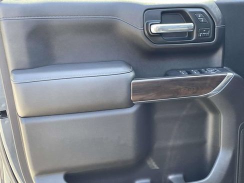 Used 2019 GMC Sierra 1500 SLT w/ SLT Premium Package AWD/4WD image 14