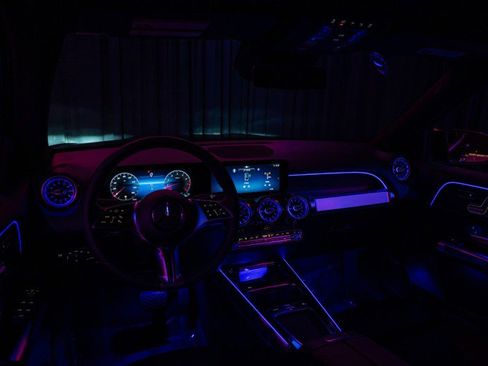 Certified 2025 Mercedes-Benz GLB 250 image 13