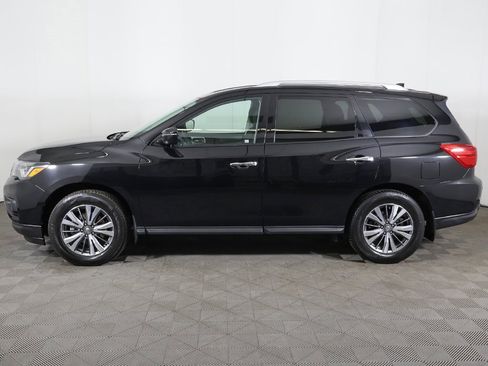Used 2020 Nissan Pathfinder S image 14