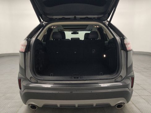 Used 2020 Ford Edge Titanium w/ Equipment Group 301A FWD image 29